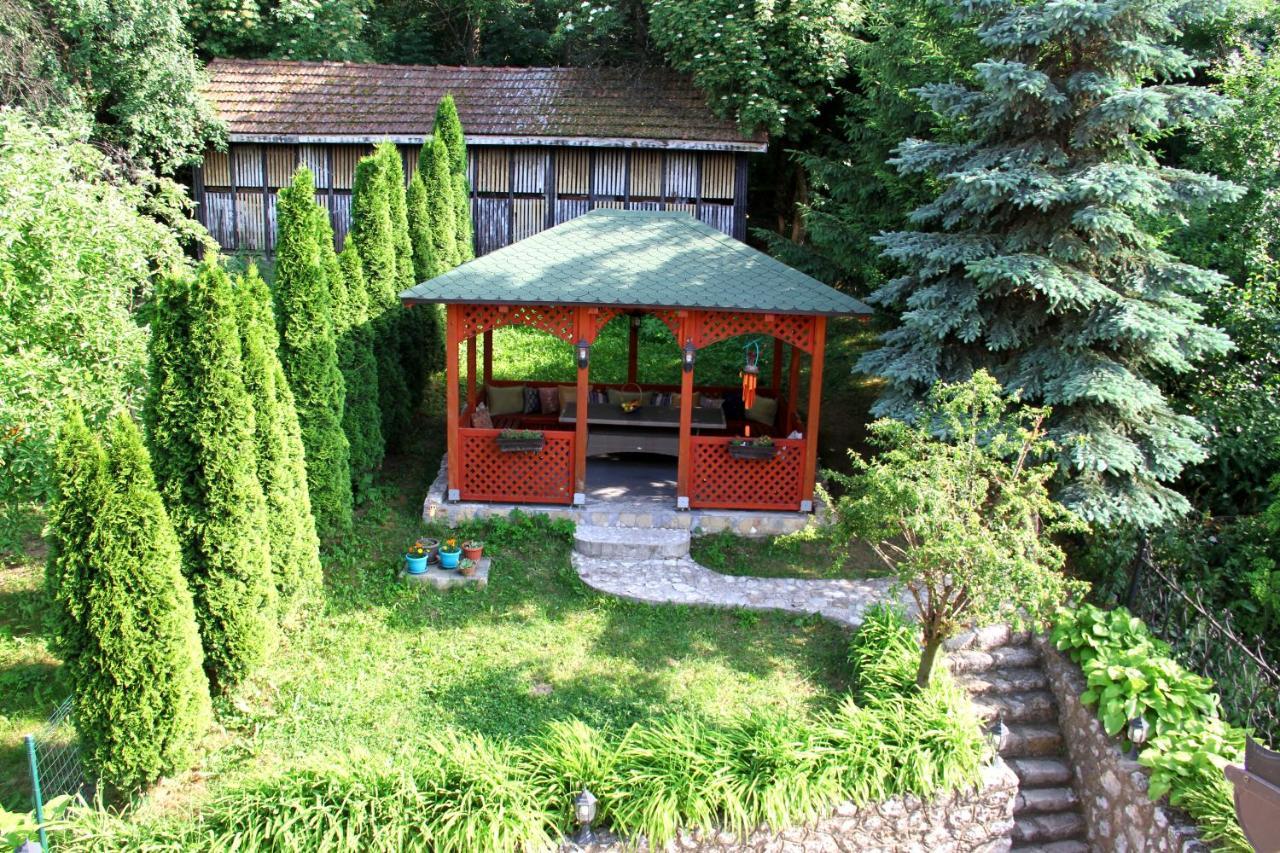 Downtown Green Oasis Apartments Sarajevo Exterior foto