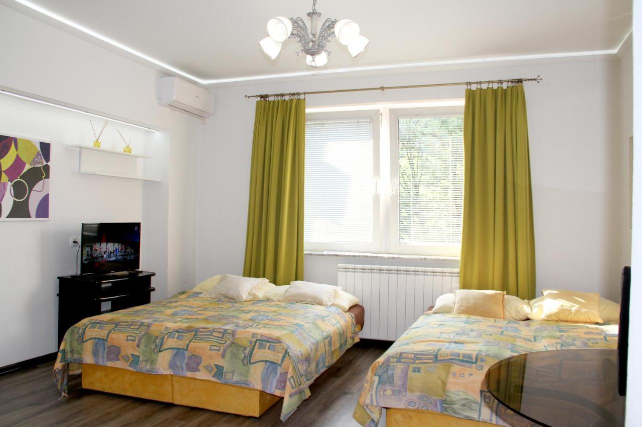 Downtown Green Oasis Apartments Sarajevo Exterior foto